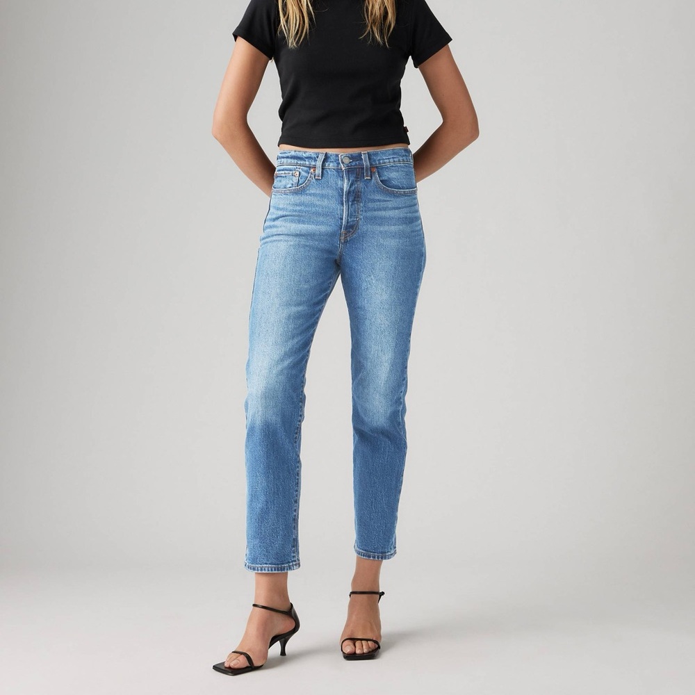 Levi’s Wedgie Straight Women’s Button Fly Jeans size 24